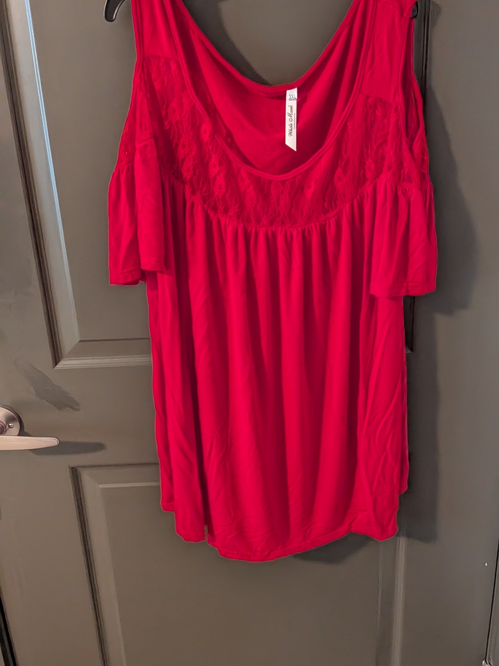 White Mark Red Cold-Shoulder Lace Yoke Tunic
